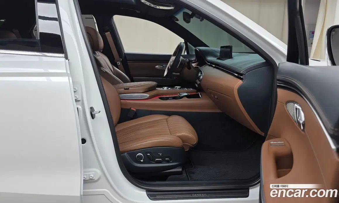 Genesis GV70 2023 2.5 автомат (гидро), фото 16