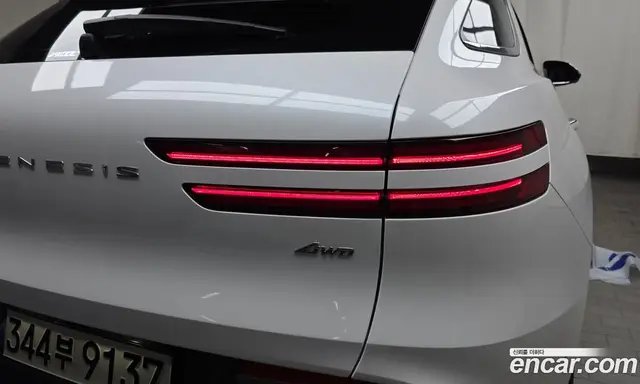 Genesis GV70 2023 2.5 автомат (гидро), миниатюра 9