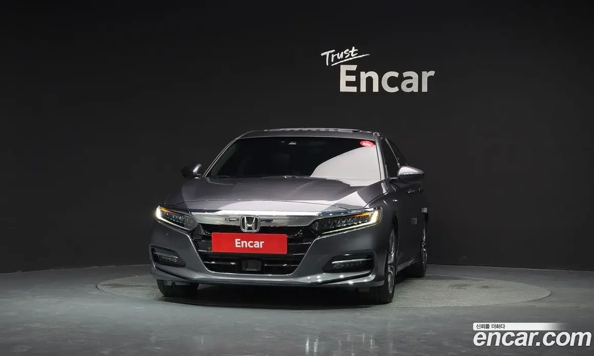 Honda Accord 2018 2.0 автомат (гидро), фото 3