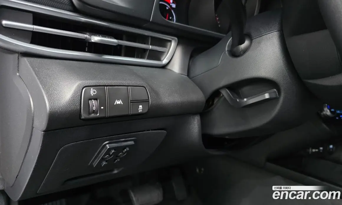 Hyundai Avante 2023 1.6 автомат (гидро), фото 20