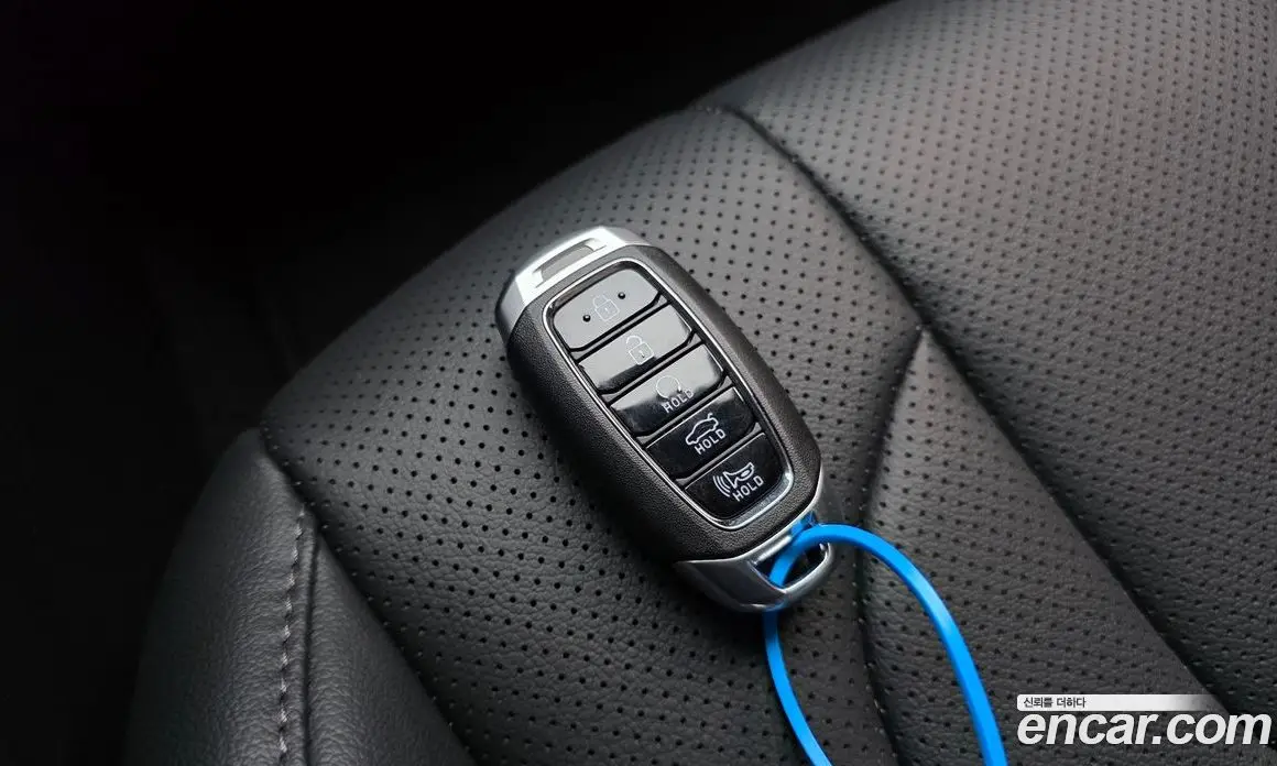 Hyundai Avante 2023 1.6 автомат (гидро), фото 31