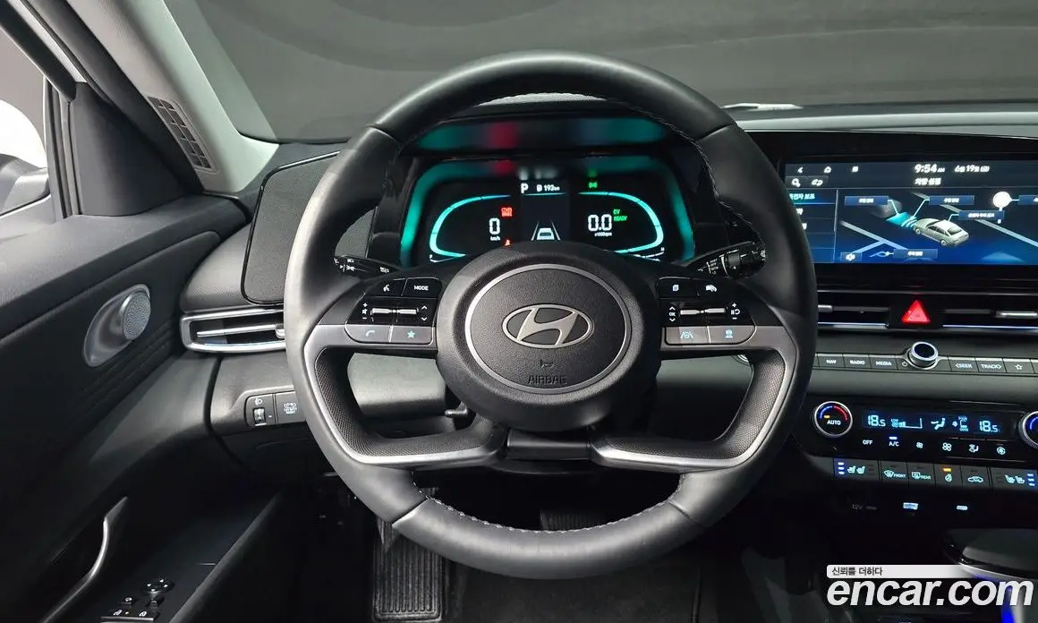 Hyundai Avante 2025 1.6 автомат (гидро), фото 18