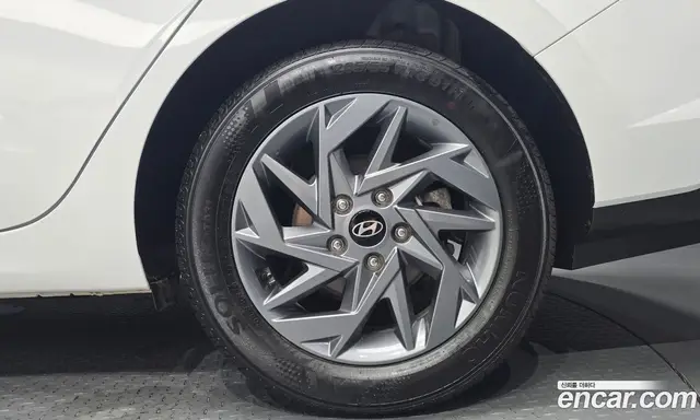 Hyundai Avante 2025 1.6 автомат (гидро), миниатюра 6