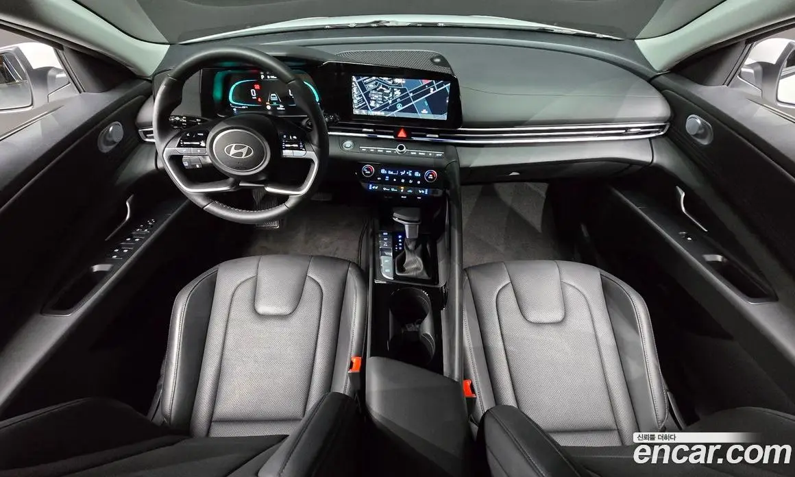 Hyundai Avante 2025 1.6 автомат (гидро), фото 9