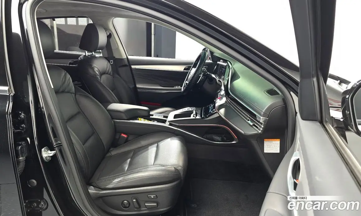 Hyundai Grandeur 2021 2.4 автомат (гидро), фото 15