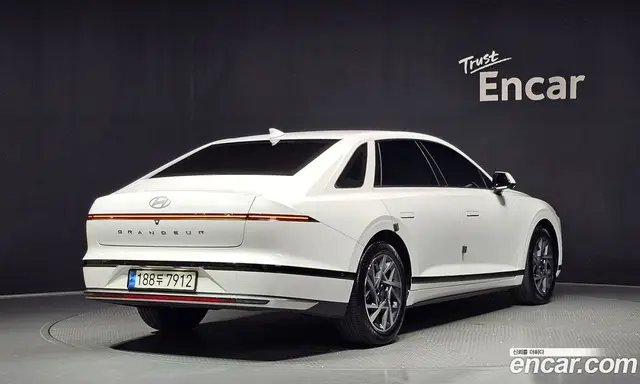 Hyundai Grandeur 2023 1.6 автомат (гидро), миниатюра 2