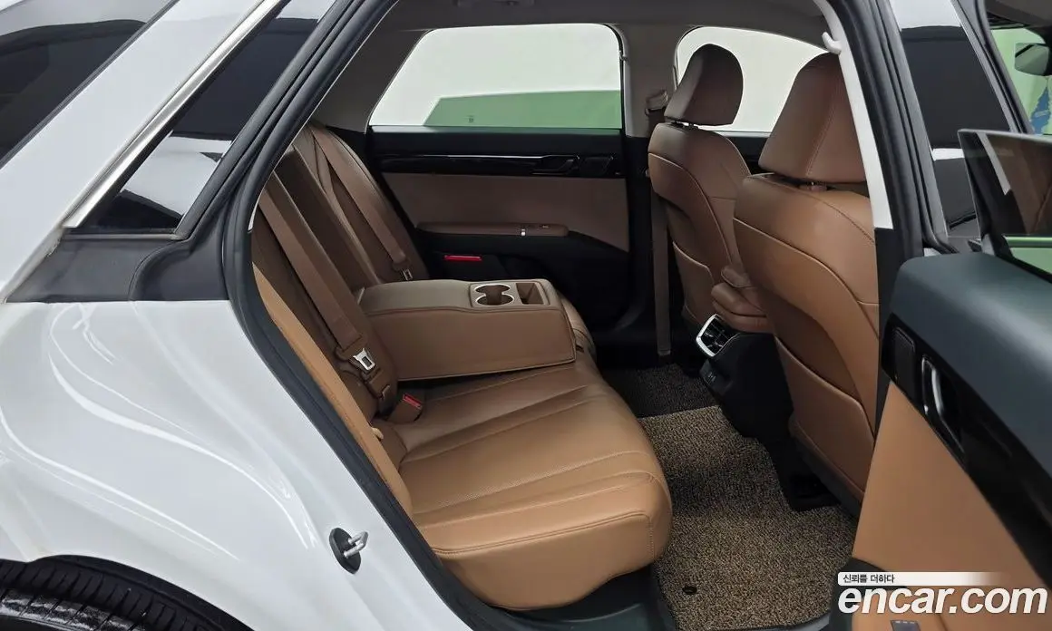 Hyundai Grandeur 2023 1.6 автомат (гидро), фото 18