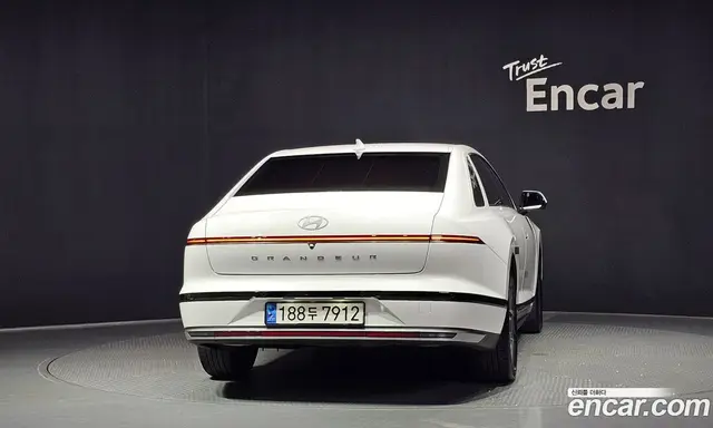 Hyundai Grandeur 2023 1.6 автомат (гидро), миниатюра 4