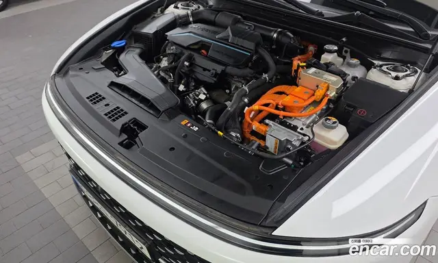 Hyundai Grandeur 2023 1.6 автомат (гидро), миниатюра 6
