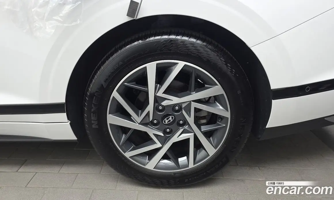 Hyundai Grandeur 2023 1.6 автомат (гидро), фото 7