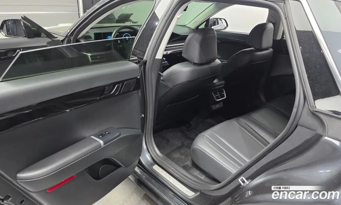 Hyundai Grandeur 2024 2.5 автомат (гидро), фото 17