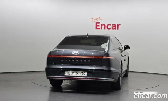 Hyundai Grandeur 2024 2.5 автомат (гидро), миниатюра 4