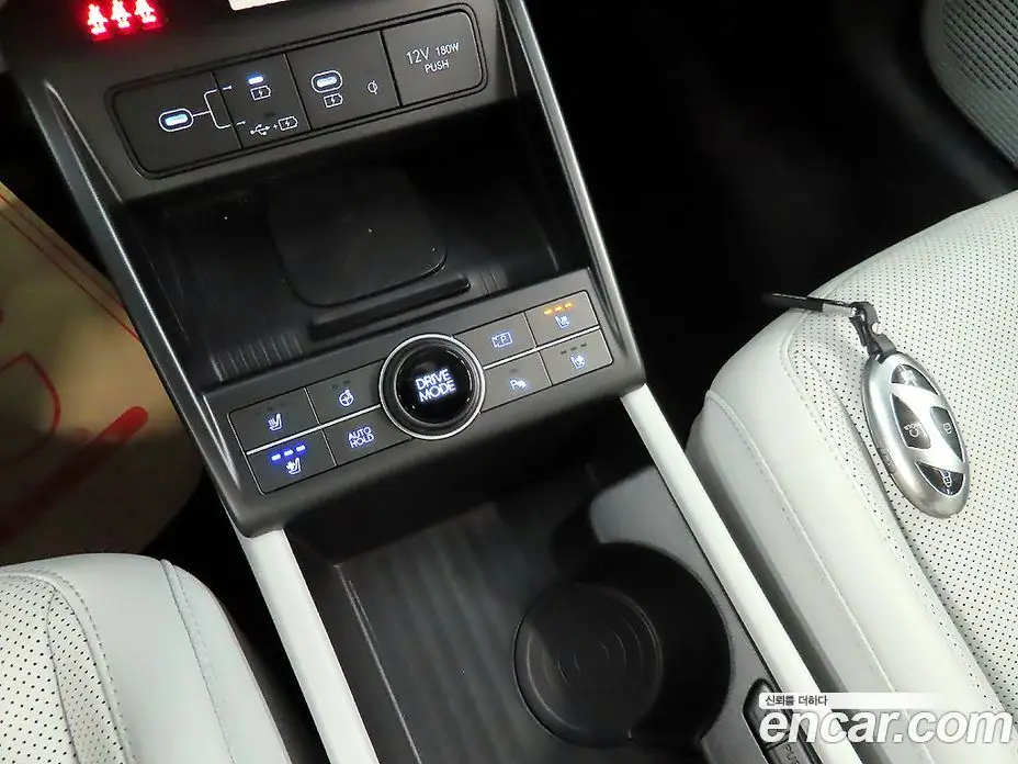 Hyundai Kona 2023 1.6 автомат (гидро), фото 13