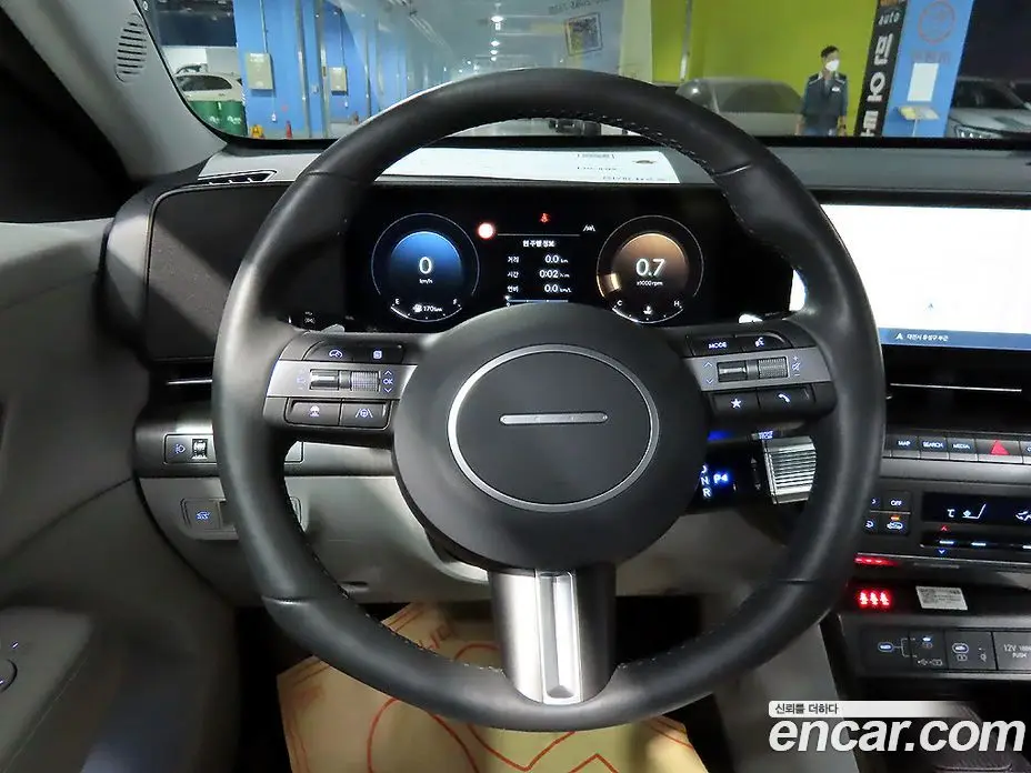 Hyundai Kona 2023 1.6 автомат (гидро), фото 10