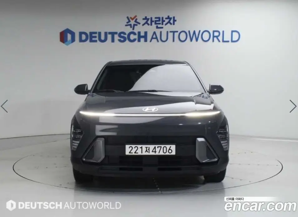 Hyundai Kona 2023 1.6 автомат (гидро), фото 3