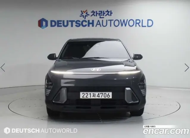 Hyundai Kona 2023 1.6 автомат (гидро), миниатюра 3