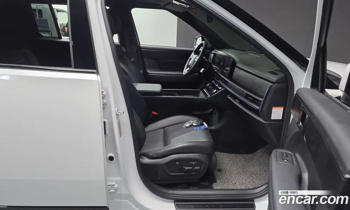 Hyundai Santa Fe 2023 1.6 автомат (гидро), фото 16