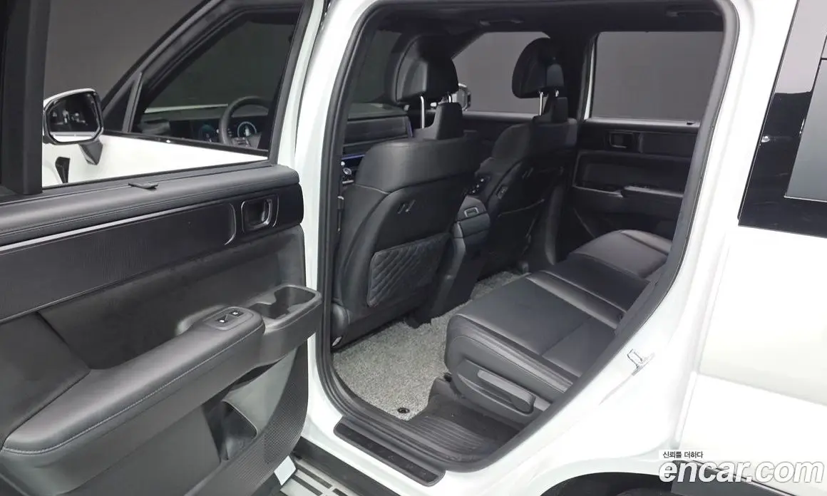 Hyundai Santa Fe 2023 1.6 автомат (гидро), фото 18