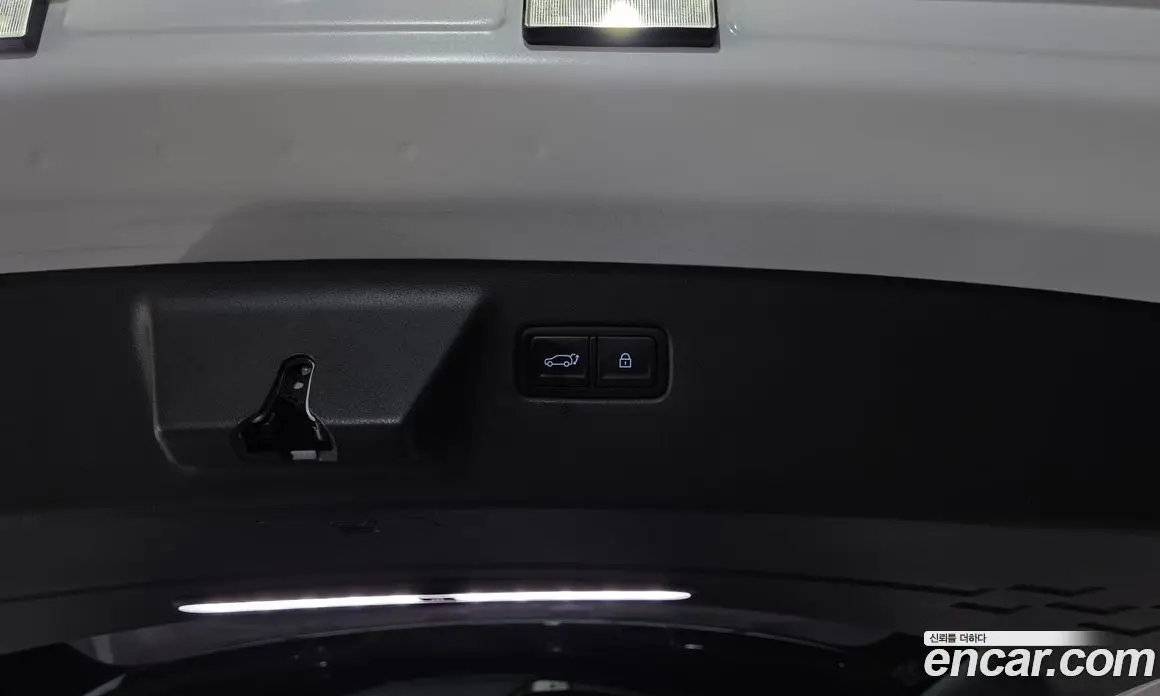 Hyundai Santa Fe 2023 1.6 автомат (гидро), фото 23
