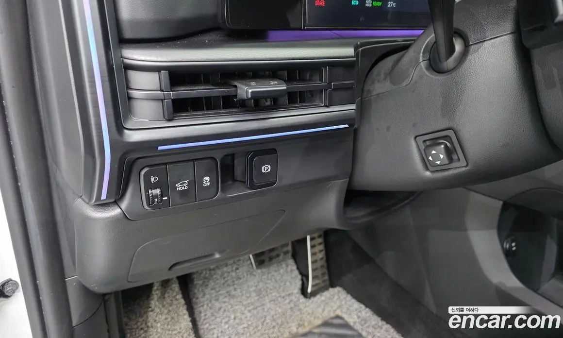 Hyundai Santa Fe 2023 1.6 автомат (гидро), фото 25