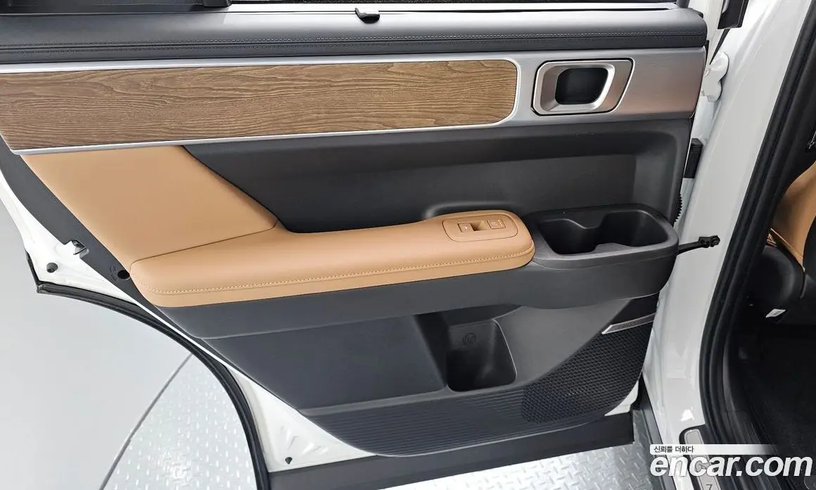 Hyundai Santa Fe 2024 1.6 автомат (гидро), фото 15