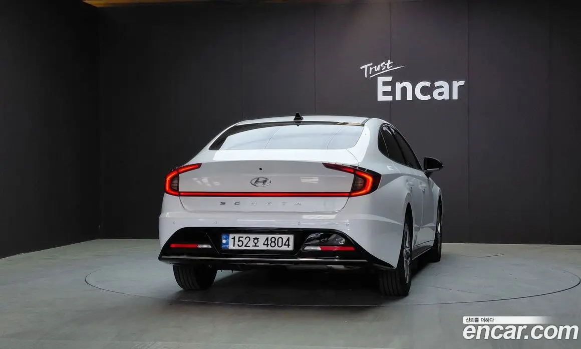 Hyundai Sonata 2022 2.0 автомат (гидро), фото 4