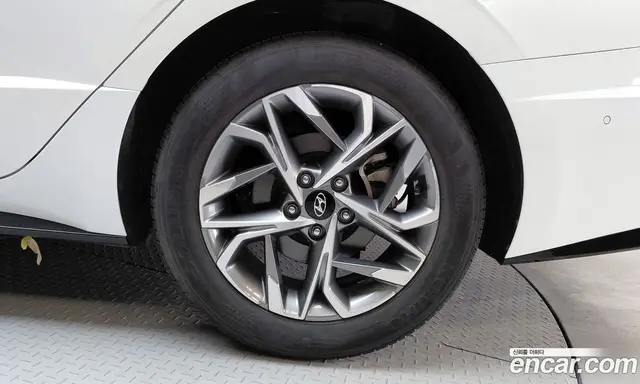 Hyundai Sonata 2022 2.0 автомат (гидро), миниатюра 7