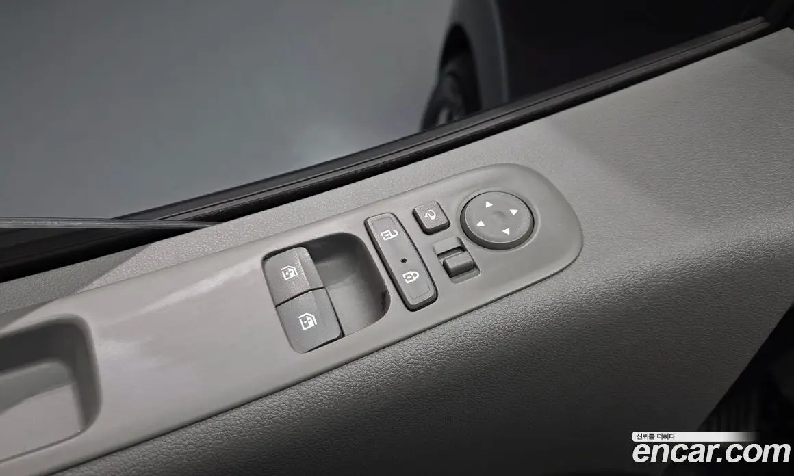 Hyundai Staria 2021 2.2 автомат (гидро), фото 29