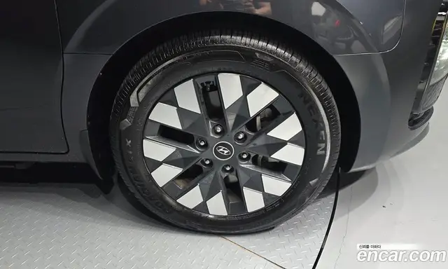 Hyundai Staria 2021 2.2 автомат (гидро), миниатюра 5