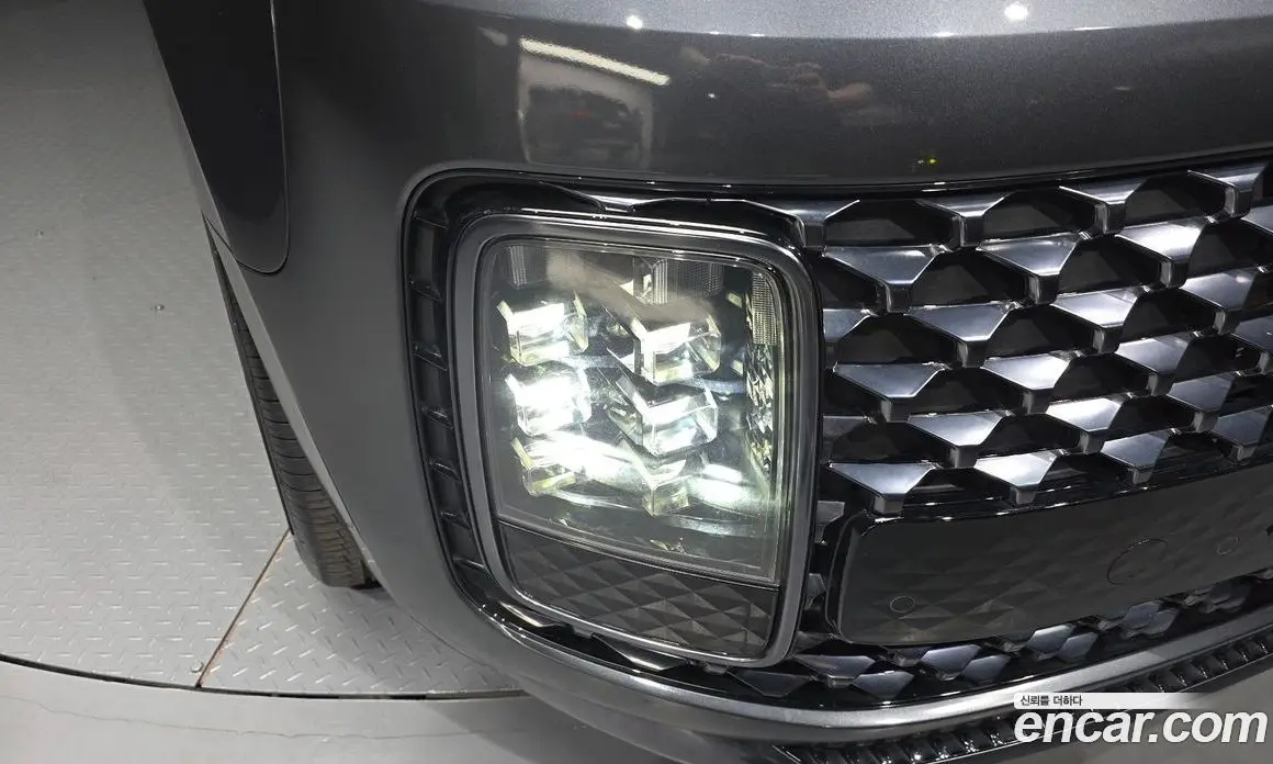 Hyundai Staria 2021 2.2 автомат (гидро), фото 8
