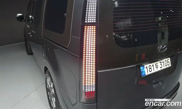 Hyundai Staria 2021 2.2 автомат (гидро), миниатюра 9