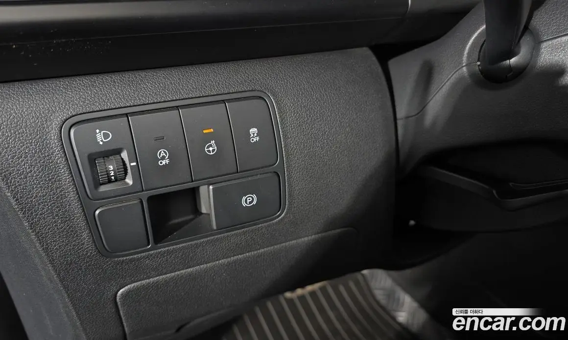 Hyundai Staria 2024 2.2 автомат (гидро), фото 25