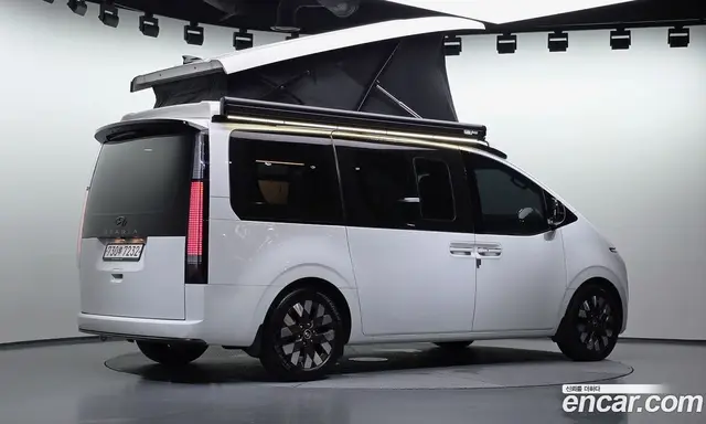 Hyundai Staria 2024 2.2 автомат (гидро), миниатюра 2