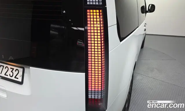 Hyundai Staria 2024 2.2 автомат (гидро), миниатюра 9