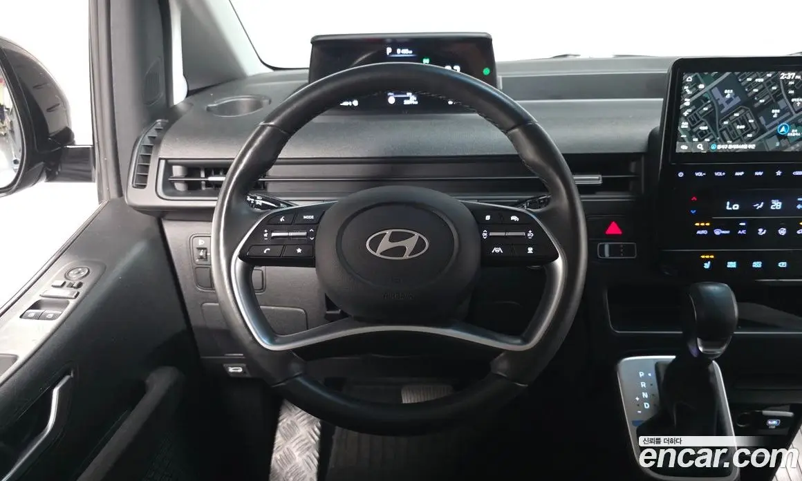 Hyundai Staria 2024 2.2 автомат (гидро), фото 18