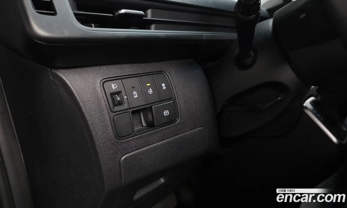 Hyundai Staria 2024 2.2 автомат (гидро), фото 28