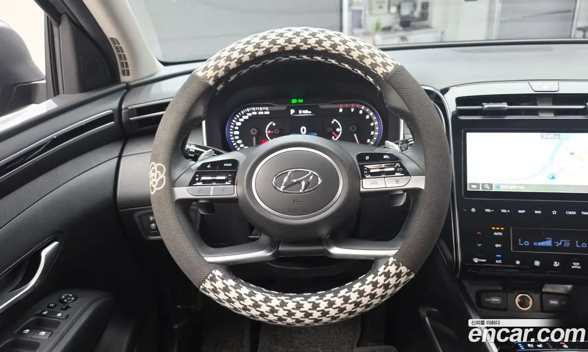 Hyundai Tucson 2023 1.6 автомат (гидро), фото 20