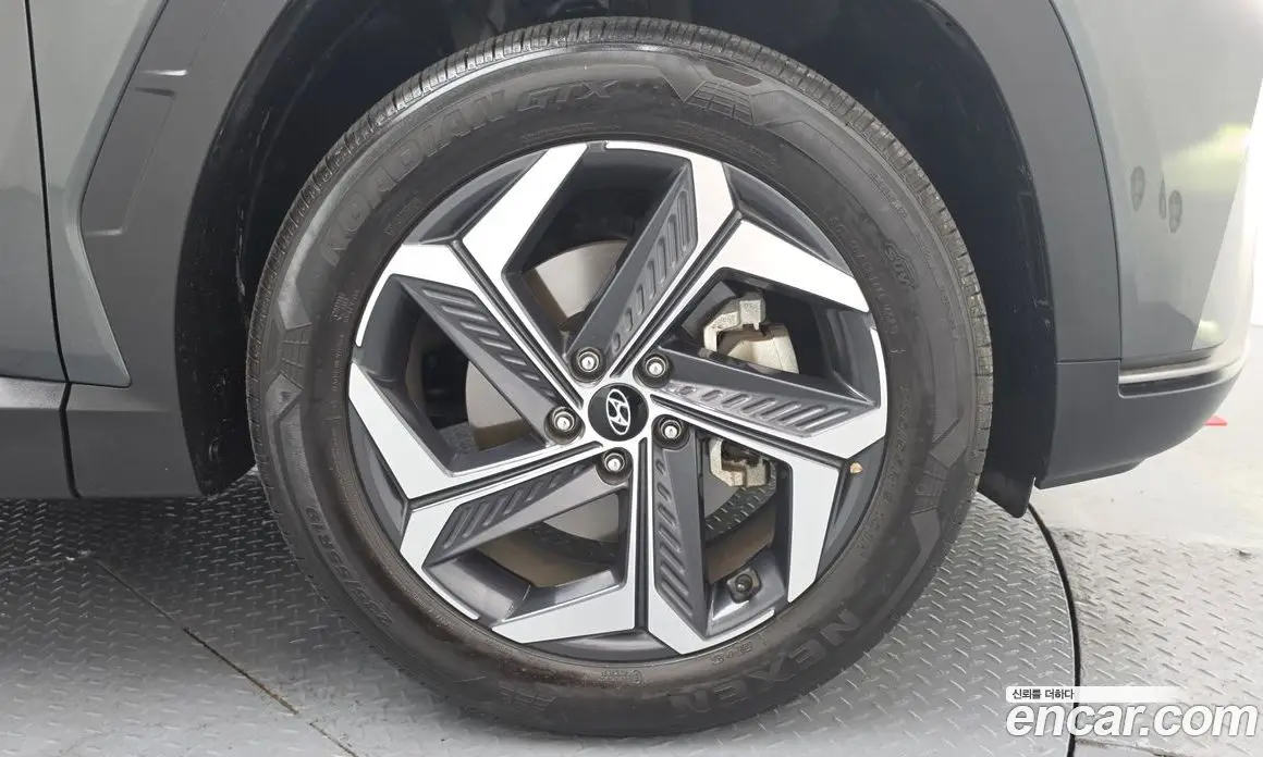 Hyundai Tucson 2023 1.6 автомат (гидро), фото 7