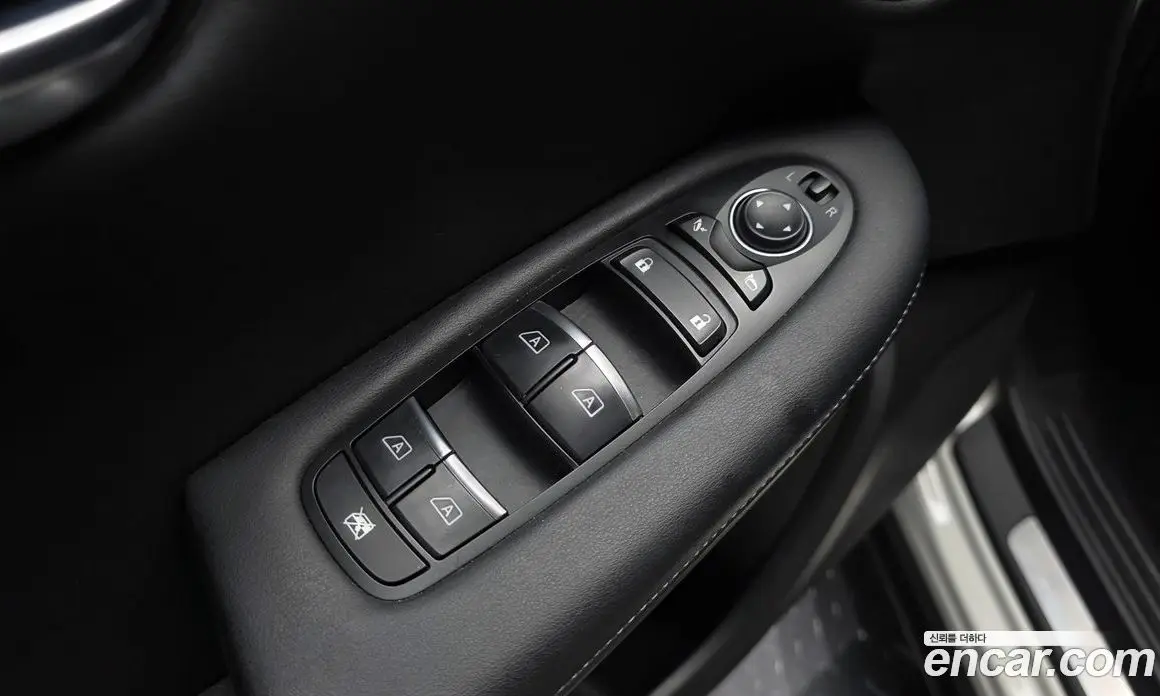 Infiniti QX50 2019 2.0 автомат (гидро), фото 25 Infiniti QX50 2019 2.0 автомат (гидро), фото 25
