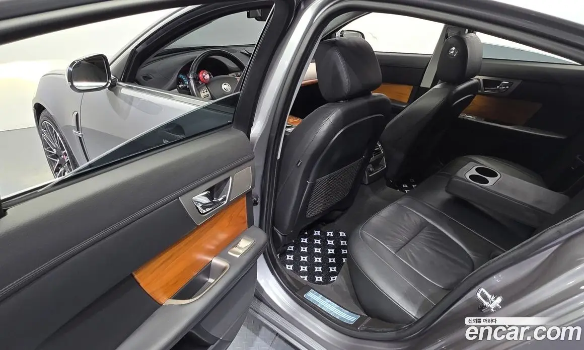 Jaguar XF 2011 3.0 автомат (гидро), фото 11 Jaguar XF 2011 3.0 автомат (гидро), фото 11