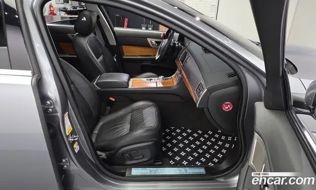Jaguar XF 2011 3.0 автомат (гидро), миниатюра 12