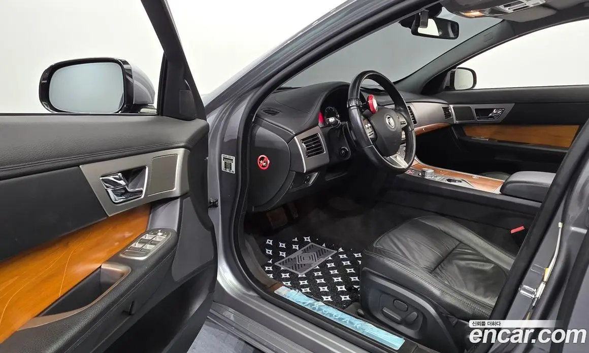 Jaguar XF 2011 3.0 автомат (гидро), фото 10 Jaguar XF 2011 3.0 автомат (гидро), фото 10