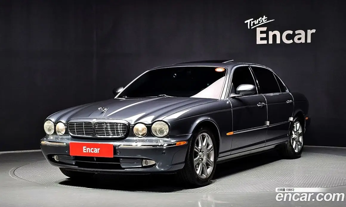 Jaguar XJ-8 2005 3.6 автомат (гидро), фото 1 Jaguar XJ-8 2005 3.6 автомат (гидро), фото 1