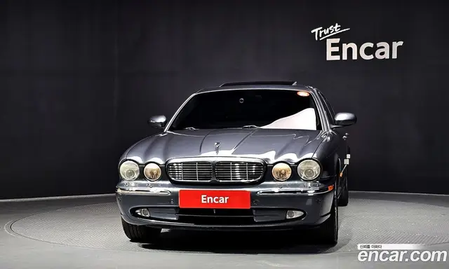 Jaguar XJ-8 2005 3.6 автомат (гидро), миниатюра 3 Jaguar XJ-8 2005 3.6 автомат (гидро), миниатюра 3