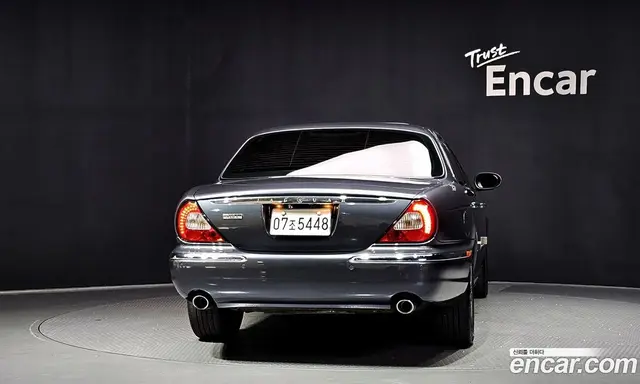 Jaguar XJ-8 2005 3.6 автомат (гидро), миниатюра 4 Jaguar XJ-8 2005 3.6 автомат (гидро), миниатюра 4