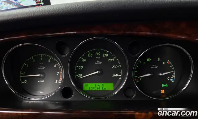 Jaguar XJ-8 2005 3.6 автомат (гидро), миниатюра 8 Jaguar XJ-8 2005 3.6 автомат (гидро), миниатюра 8