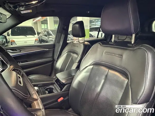 Jeep Cherokee 2022 3.6 автомат (гидро), миниатюра 7