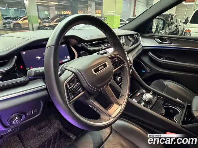 Jeep Cherokee 2022 3.6 автомат (гидро), миниатюра 9