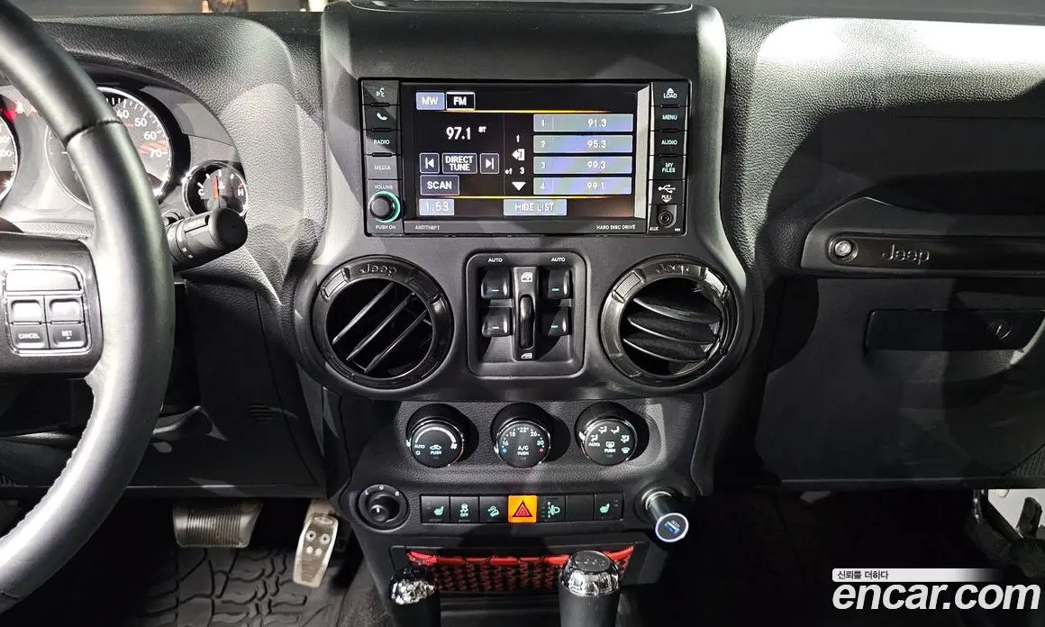 Jeep Wrangler 2017 3.6 автомат (гидро), фото 14