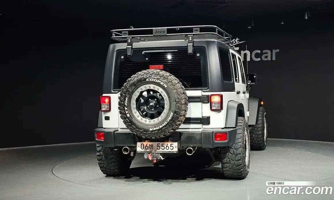 Jeep Wrangler 2017 3.6 автомат (гидро), фото 4